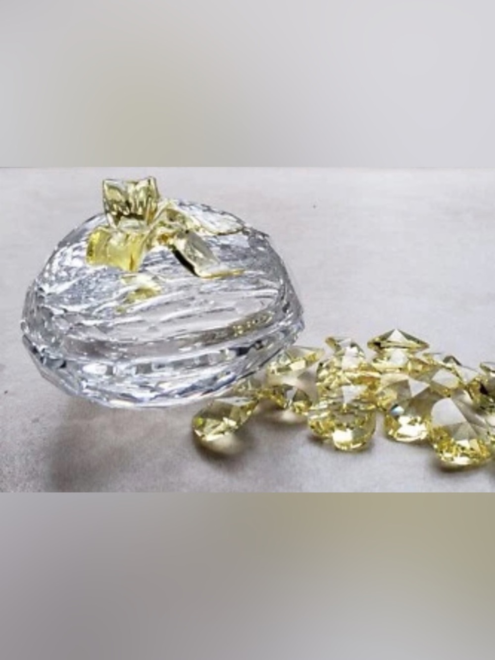Swarovski Anna’s Jewel Box Yellow Hearts 666890 Retired 2004 Limited Edition